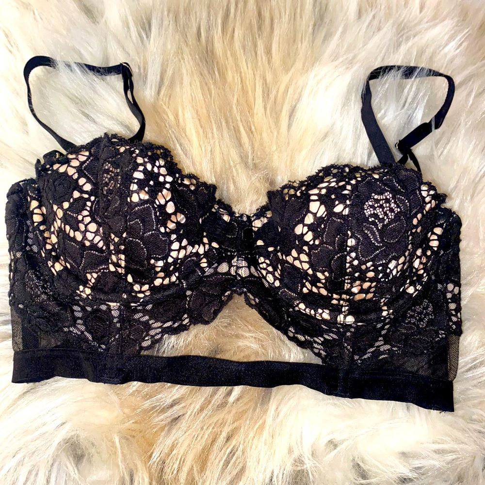 Sexy Victoria’s Secret Black Lace Bustier Bra 32B